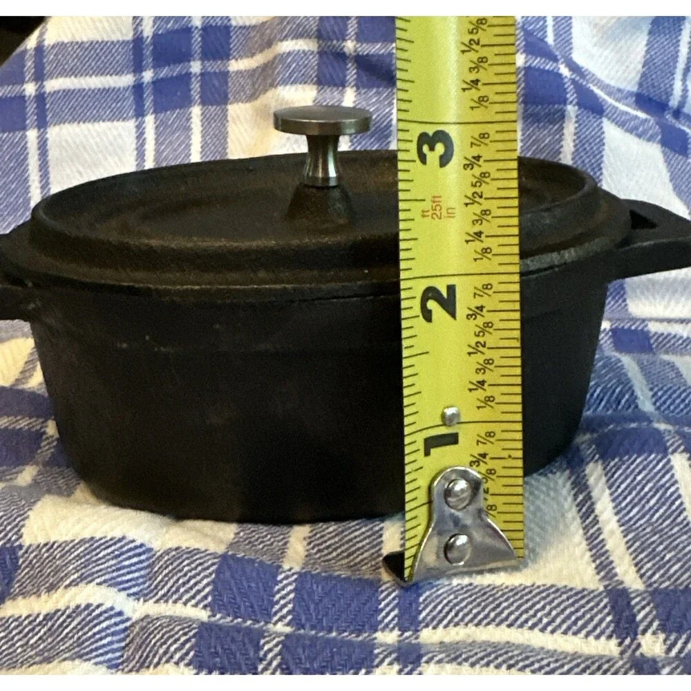 American Metalcraft CIPOV63 11 oz. Pre-Seasoned Mini Cast Iron Dutch Oven w Lid